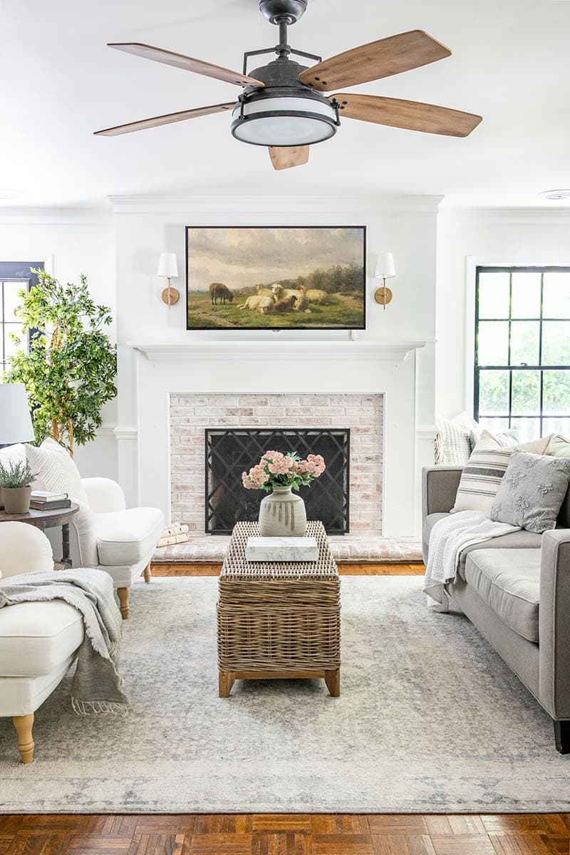 Fabulous and Fresh Farmhouse DIYS and Ideas are waiting to inspire you to create. All the newest projects in the Farmhouse World all in one place to enjoy!