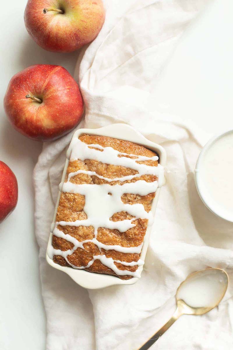 You are going to find the Absolute Best Quick and Easy Sweet Bread Loaves Recipes here today! You are not going to know where to start! Everyone oe of them is a family pleaser.