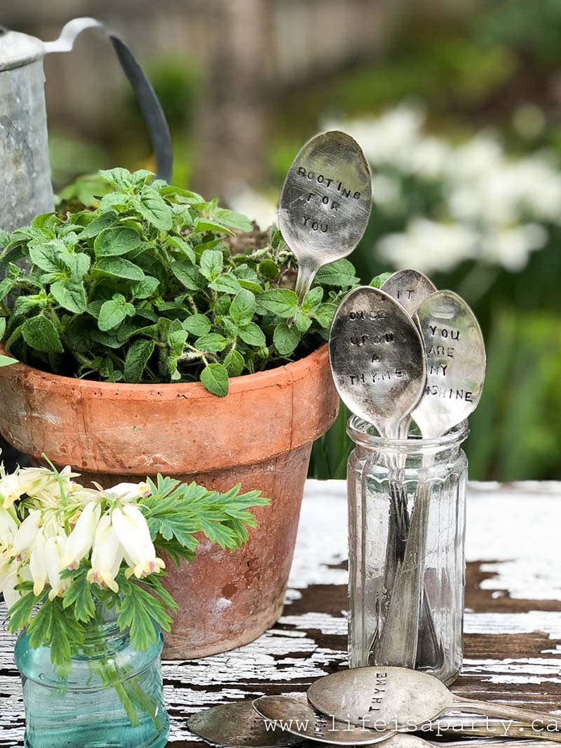 Time for some Fresh and Trendy DIY Crafts To Make This Weekend. So many inspirational Crafts are waiting for you to choose from. One is perfect to make this weekend!