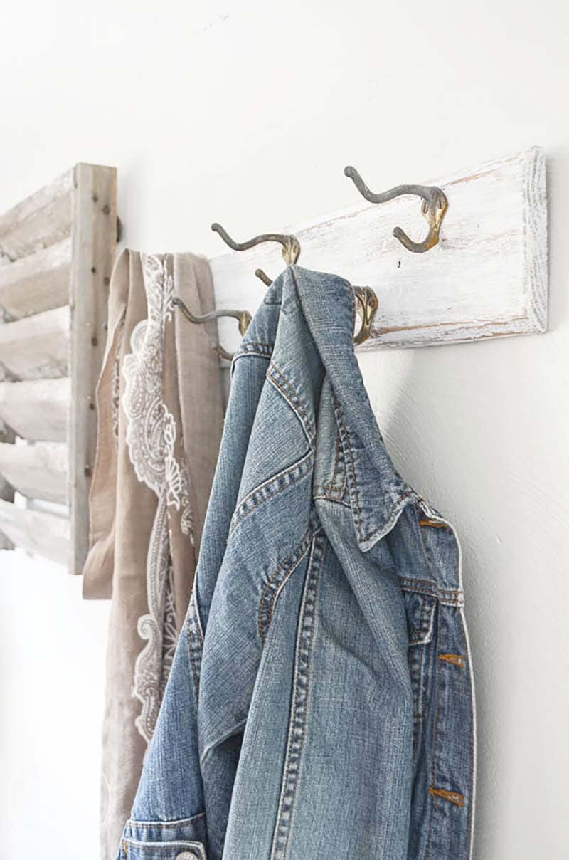 Charming and Chic Farmhouse Thrift Store Makeovers are going to Inspired you to create your own original diy project that will be amazing!