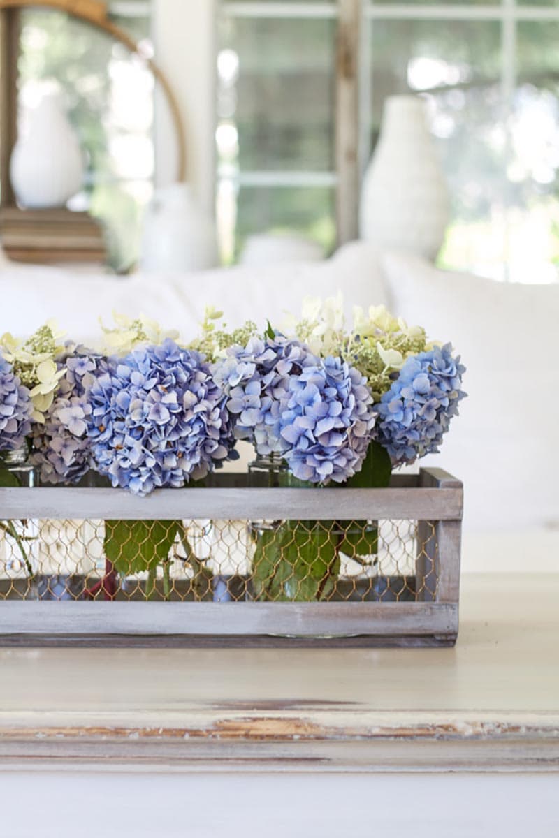This Fun Collection of Farmhouse Chicken Wire DIY Projects are going to inspire you to create all kinds of wonderful creations!