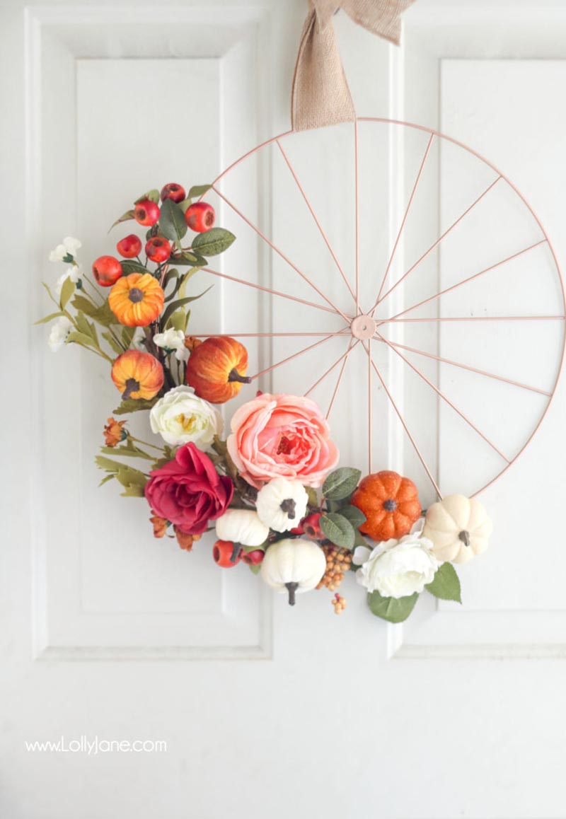 These 40 Fabulous Farmhouse Fall Wreath DIY Projects are going to fill your home with a gorgeous touch of the beautiful Season of Fall.