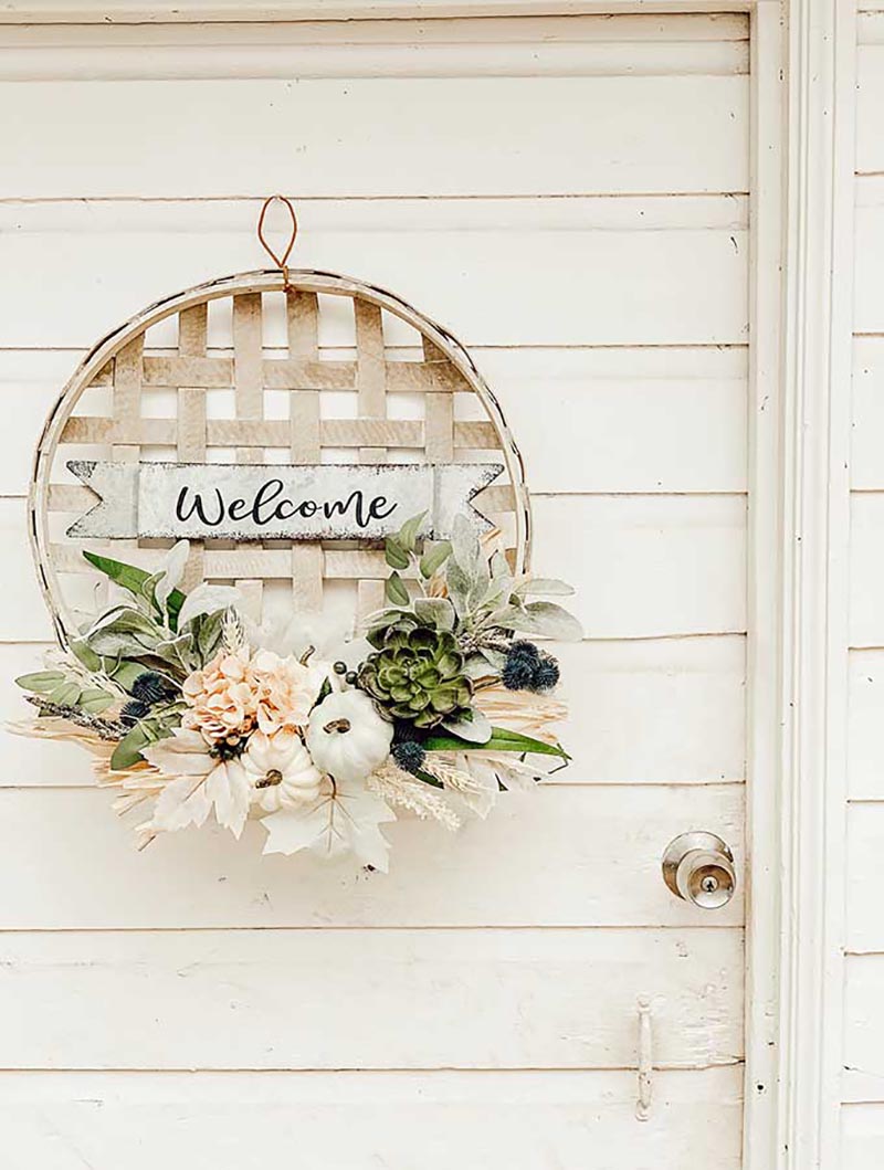 These Quick and Easy Charming Fall Farmhouse Ideas will help you transform your Home into a Magical Fall Wonderland on a Budget!