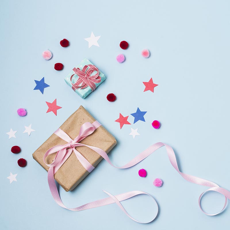 Today we are exploring 5 Simple Ways To Clear The Clutter Out Of Your Life, sometimes it is much easier than you think! These suggestions are simple and easy to accomplish so why not give a few a try...especially all of you Crafters out there!