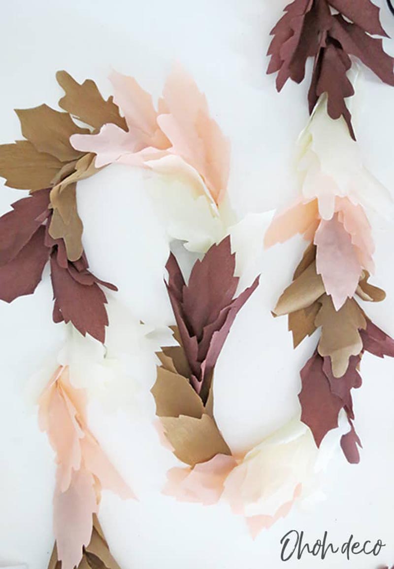 It is time for some Fresh and Trendy DIY Crafts To Make For The Fall! So many inspirational Crafts are waiting for you to choose from. One is perfect to make to celebrate the Season!
