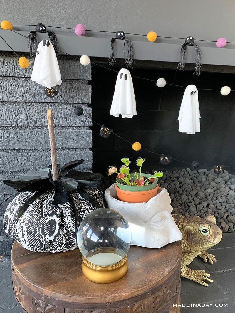 It is time for some Fresh and Trendy DIY Crafts To Make For The Fall! So many inspirational Crafts are waiting for you to choose from. One is perfect to make to celebrate the Season!