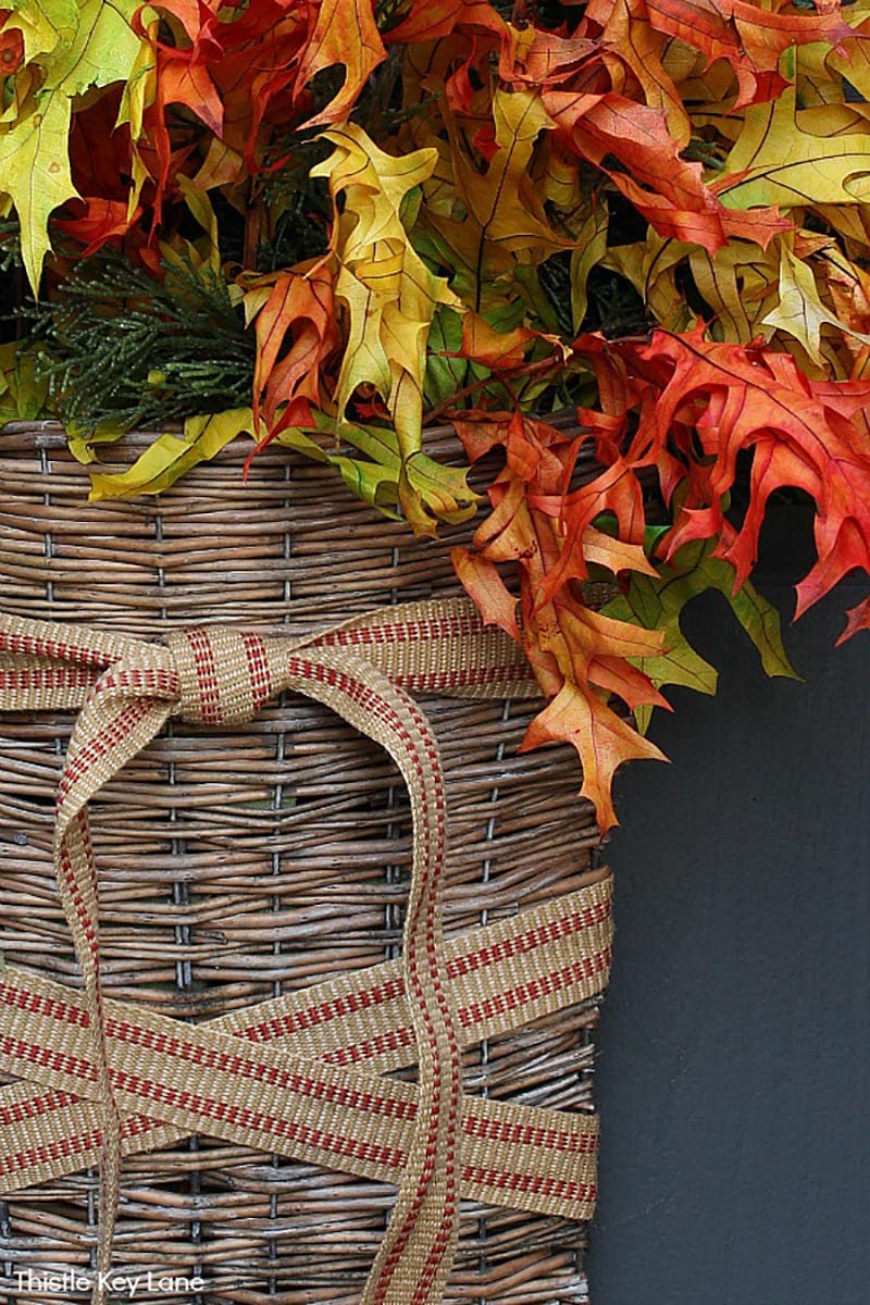 Fabulous and Fresh Farmhouse DIYS and Ideas are waiting to inspire you to create. All the newest projects in the Farmhouse World all in one place to enjoy!