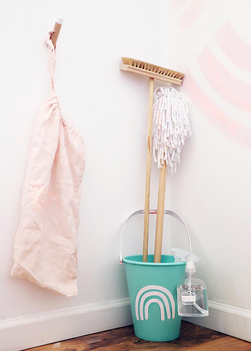 It is time for some Fresh and Trendy DIY Crafts To Make This Weekend. So many inspirational Crafts are waiting for you to choose from. One is perfect to make this weekend!
