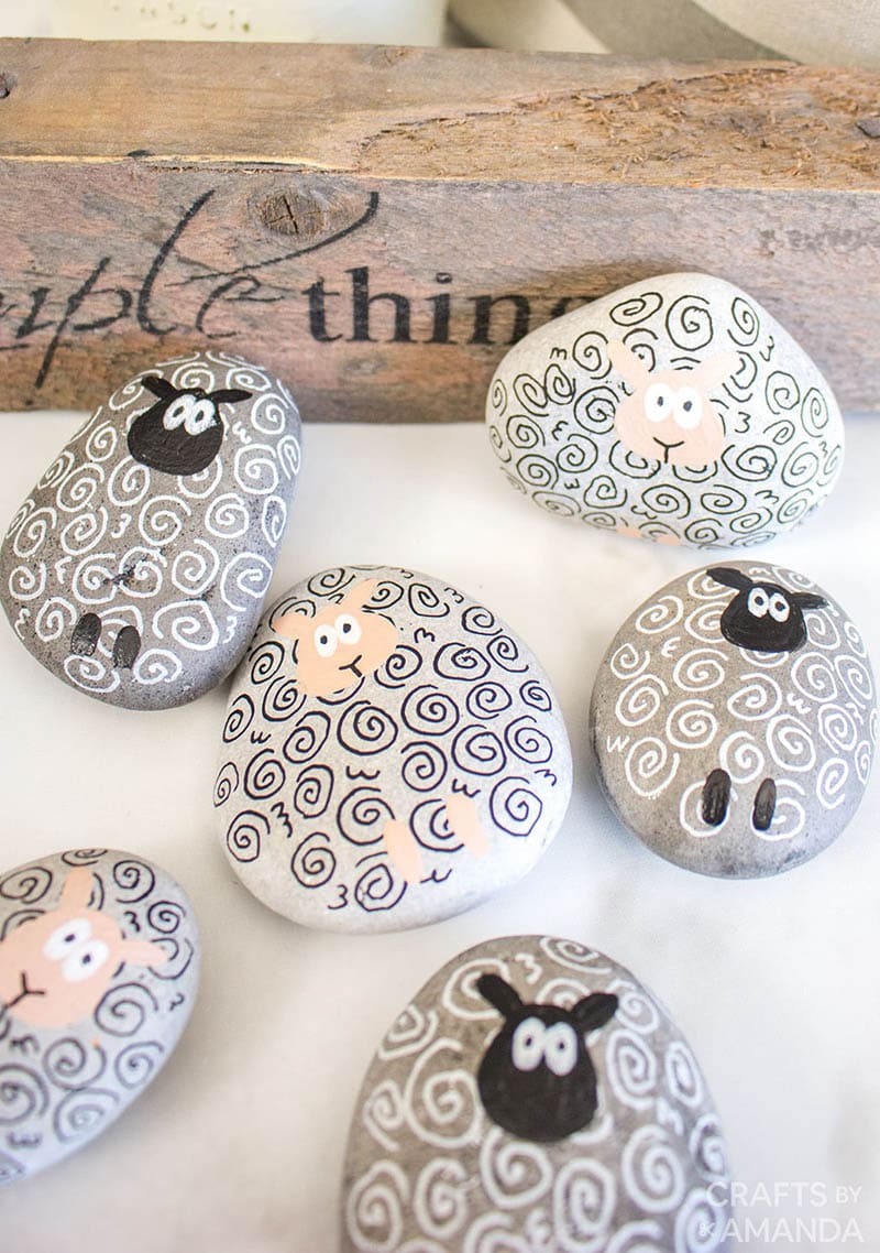 It is time for some Fresh and Trendy DIY Crafts To Make This Weekend. So many inspirational Crafts are waiting for you to choose from. One is perfect to make this weekend!
