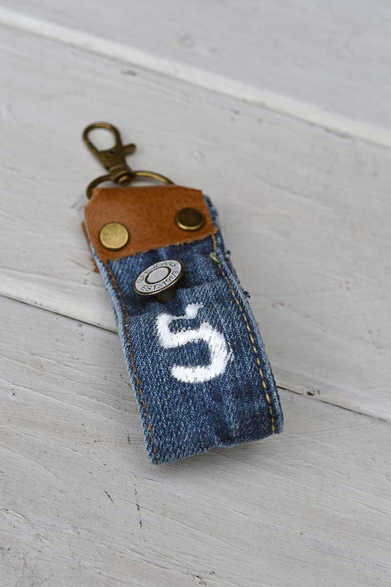 It is time for some Fresh and Trendy DIY Crafts To Make This Weekend. So many inspirational Crafts are waiting for you to choose from. One is perfect to make this weekend!