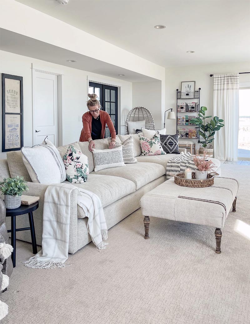 Fabulous and Fresh Farmhouse DIYS and Ideas are waiting to inspire you to create. All the newest projects in the Farmhouse World all in one place to enjoy!