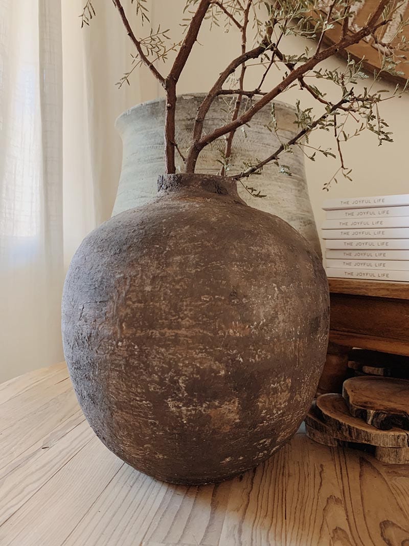 Fabulous and Fresh Farmhouse DIYS and Ideas are waiting to inspire you to create. All the newest projects in the Farmhouse World all in one place to enjoy!