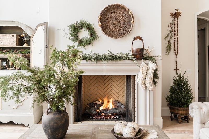 Fabulous and Fresh Farmhouse DIYS and Ideas are waiting to inspire you to create. All the newest projects in the Farmhouse World all in one place to enjoy!