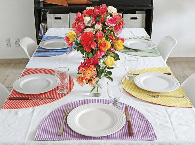 Do you know what it is time for? Fresh and Trendy DIY Crafts To Make This Weekend of course. Tons of inspirational Crafts are waiting for you to choose from. One is perfect to make this weekend!