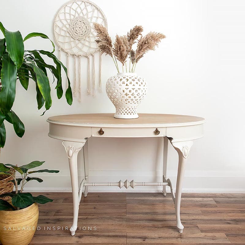 Charming and Chic Farmhouse Thrift Store Makeovers are going to Inspire you to create your own original diy project that will be amazing!