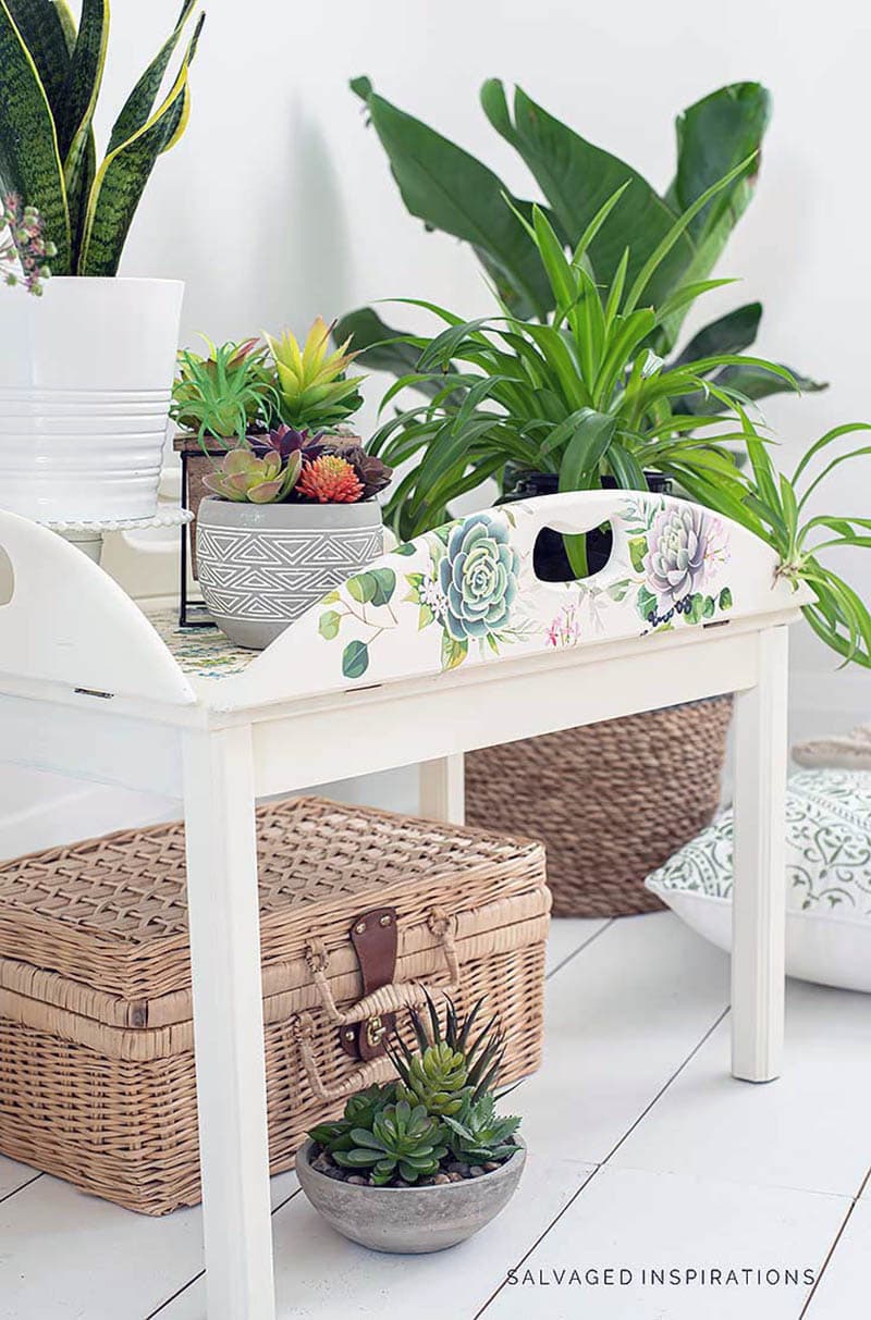 Charming and Chic Farmhouse Thrift Store Makeovers are going to Inspire you to create your own original diy project that will be amazing!