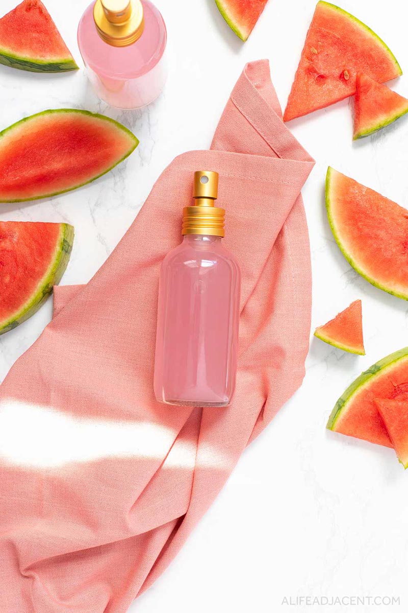 Do you know what it is time for? Fresh and Trendy DIY Crafts To Make This Weekend of course. Tons of inspirational Crafts are waiting for you to choose from. One is perfect to make this weekend!