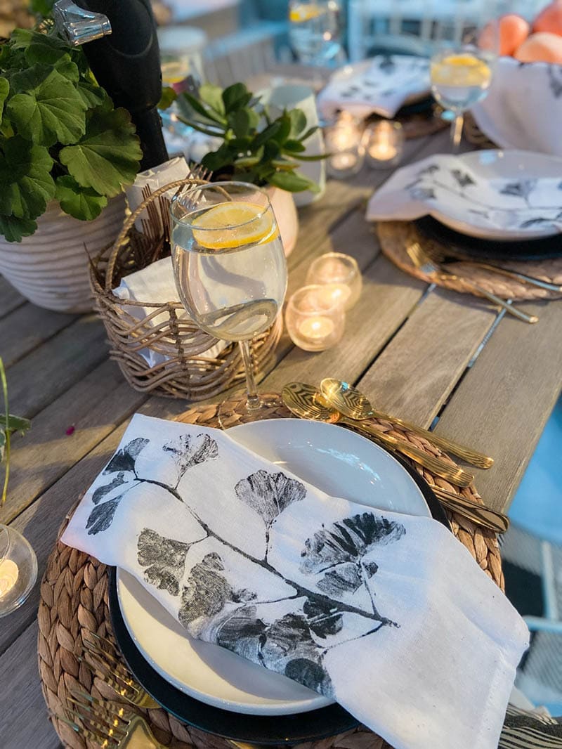 Do you know what it is time for? Fresh and Trendy DIY Crafts To Make This Weekend of course. Tons of inspirational Crafts are waiting for you to choose from. One is perfect to make this weekend!