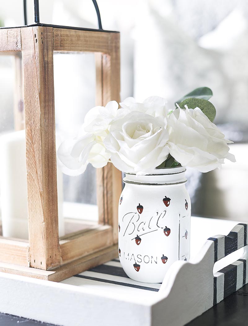 These 30 Minutes or Less Fall Farmhouse Crafts just might be what you are looking for to add that last minute touch of Fall Farmhouse Charm to your space!