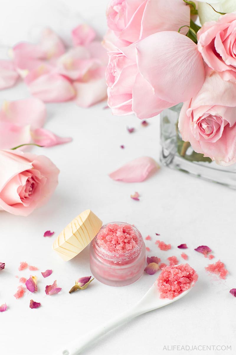 Do you know what it is time for? Fresh and Trendy DIY Crafts To Make This Weekend of course. Tons of inspirational Crafts are waiting for you to choose from. One is perfect to make this weekend!