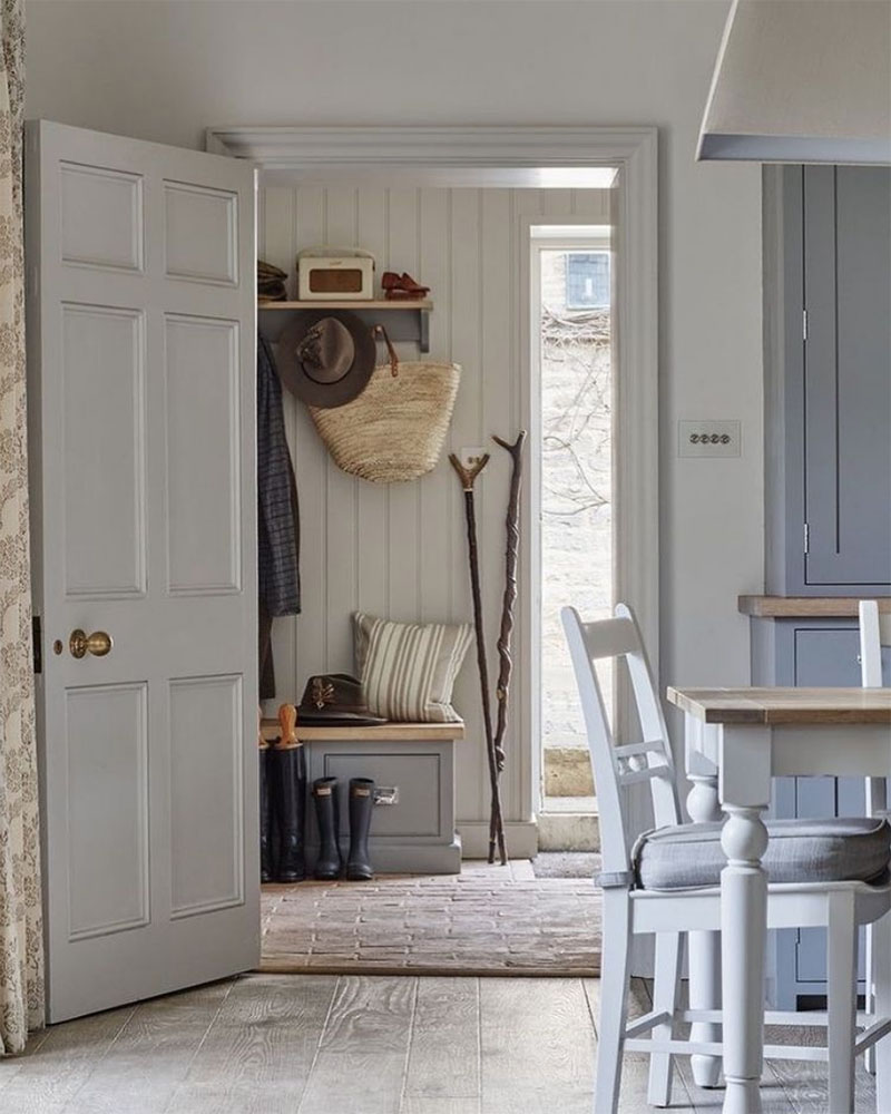Fabulous and Fresh Farmhouse DIYS and Ideas are waiting to inspire you to create. All the newest projects in the Farmhouse World all in one place to enjoy!