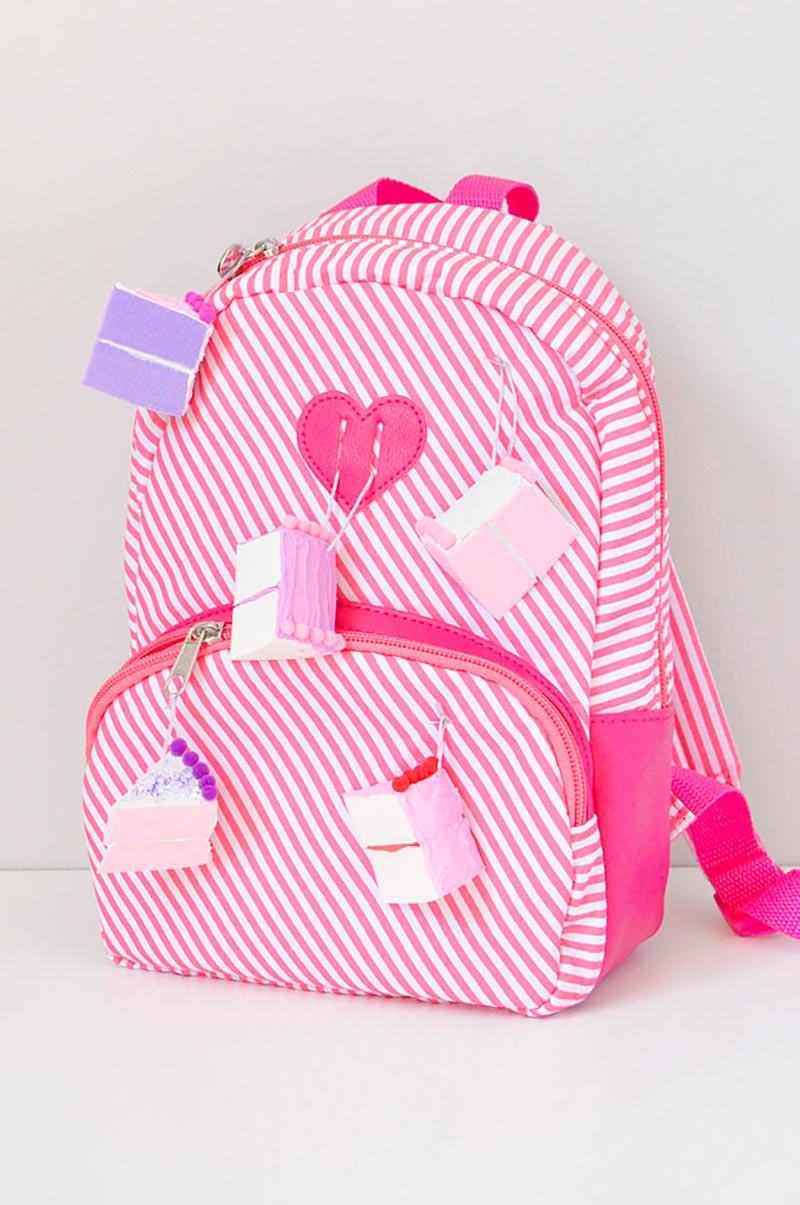 Do you know what it is time for? Fresh and Trendy DIY Crafts To Make This Weekend of course. Tons of inspirational Crafts are waiting for you to choose from. One is perfect to make this weekend!