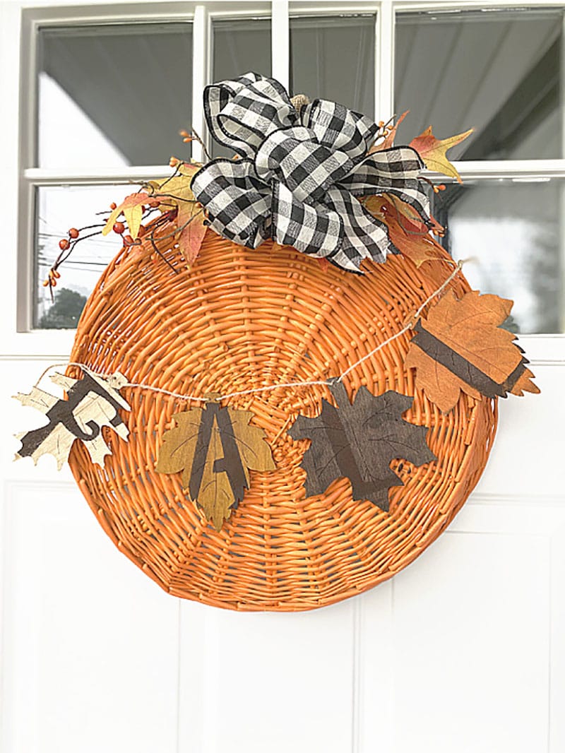 Charming and Chic Farmhouse Thrift Store Makeovers are going to Inspired you to create your own original diy project that will be amazing!