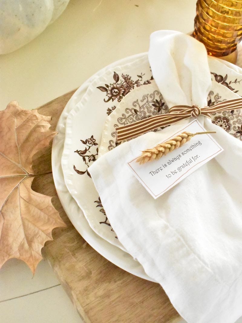 Fabulous and Fresh Farmhouse DIYS and Ideas are waiting to inspire you to create. All the newest projects in the Farmhouse World all in one place to enjoy!