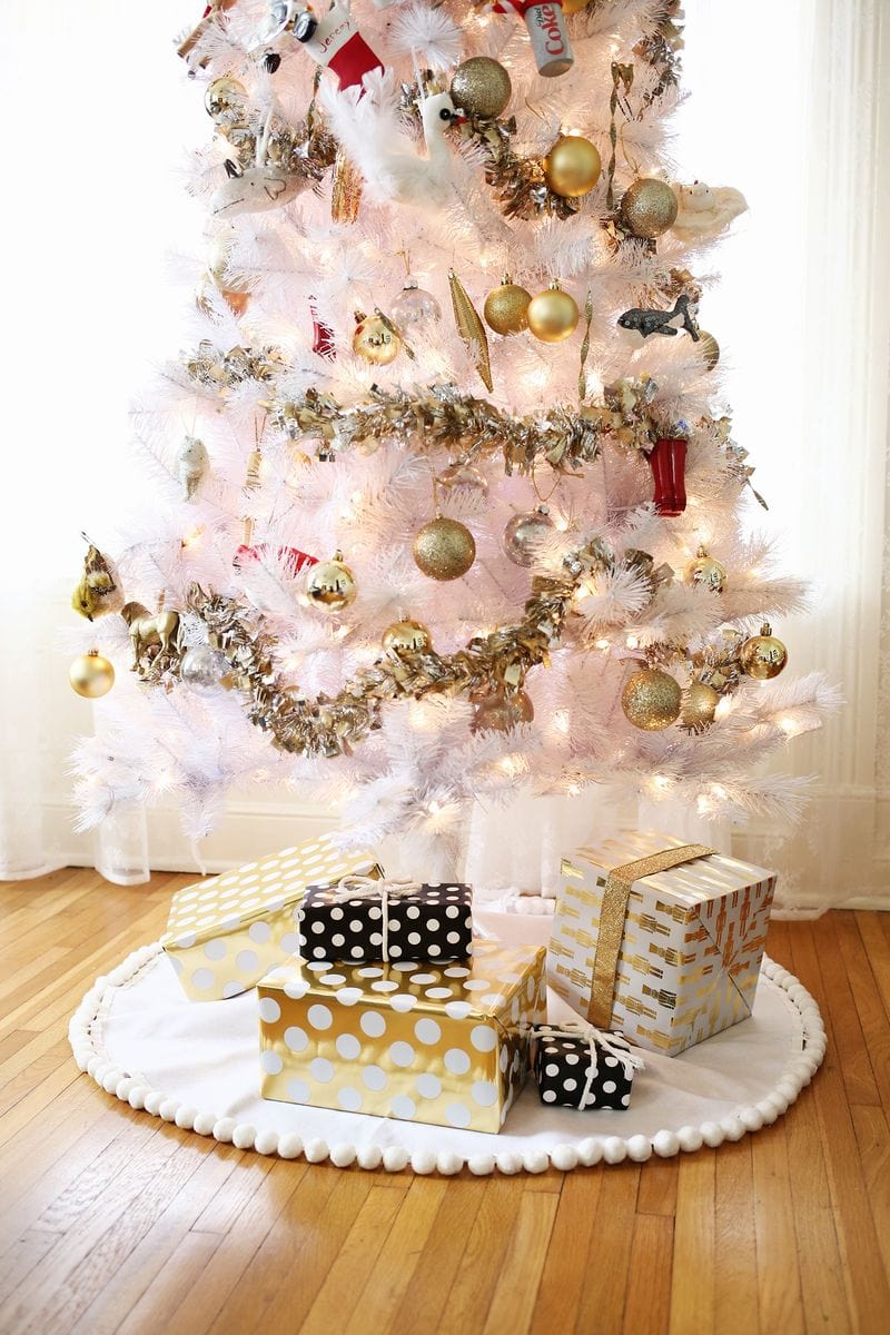 Check out these Hot and Fabulous Christmas Trends for 2021. From Nutcracker Trees to Houseplants Galore and more!