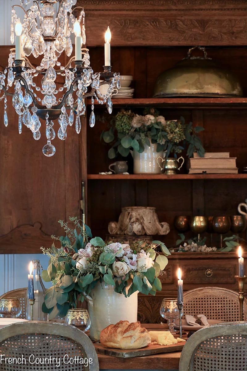 Fabulous and Fresh Farmhouse DIYS and Ideas are waiting to inspire you to create. All the newest projects in the Farmhouse World all in one place to enjoy!