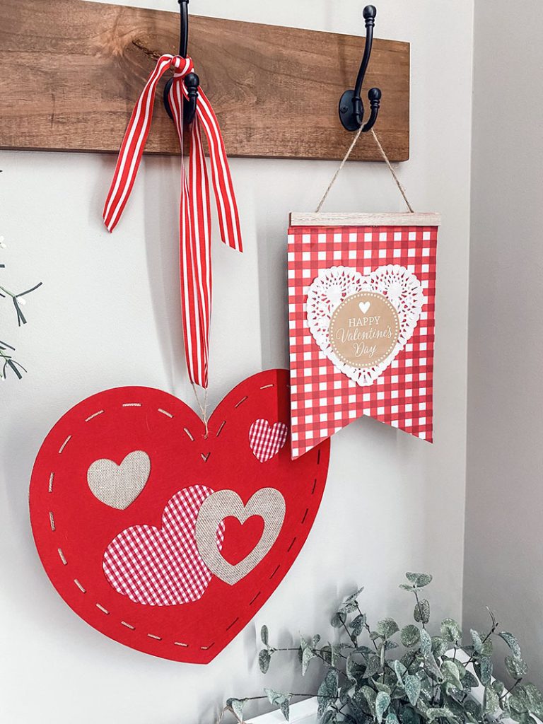 Quick and Easy Dollar Store Valentine’s Day Crafts That Look So ...
