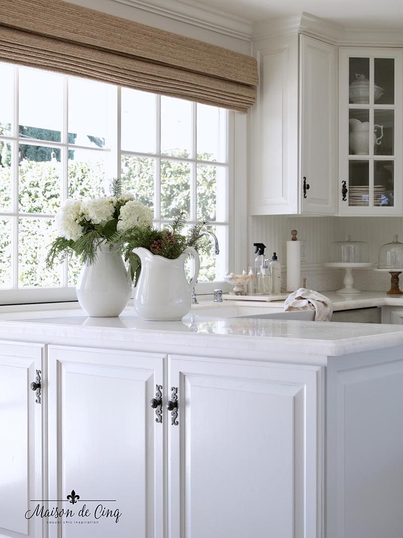 Fabulous and Fresh Farmhouse DIYS and Ideas are waiting to inspire you to create. All the newest projects in the Farmhouse World all in one place to enjoy!