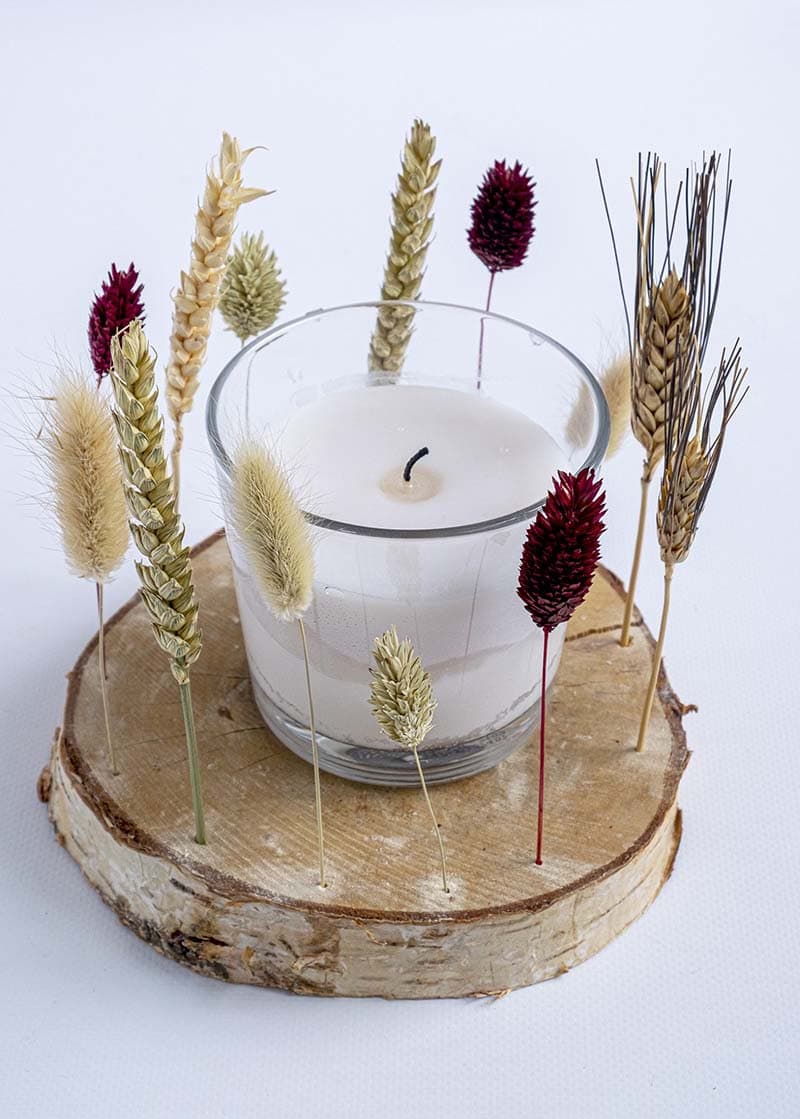Do you know what it is time for? Fresh and Trendy DIY Crafts To Make This Weekend of course. Tons of inspirational Crafts are waiting for you to choose from. One is perfect to make this weekend!