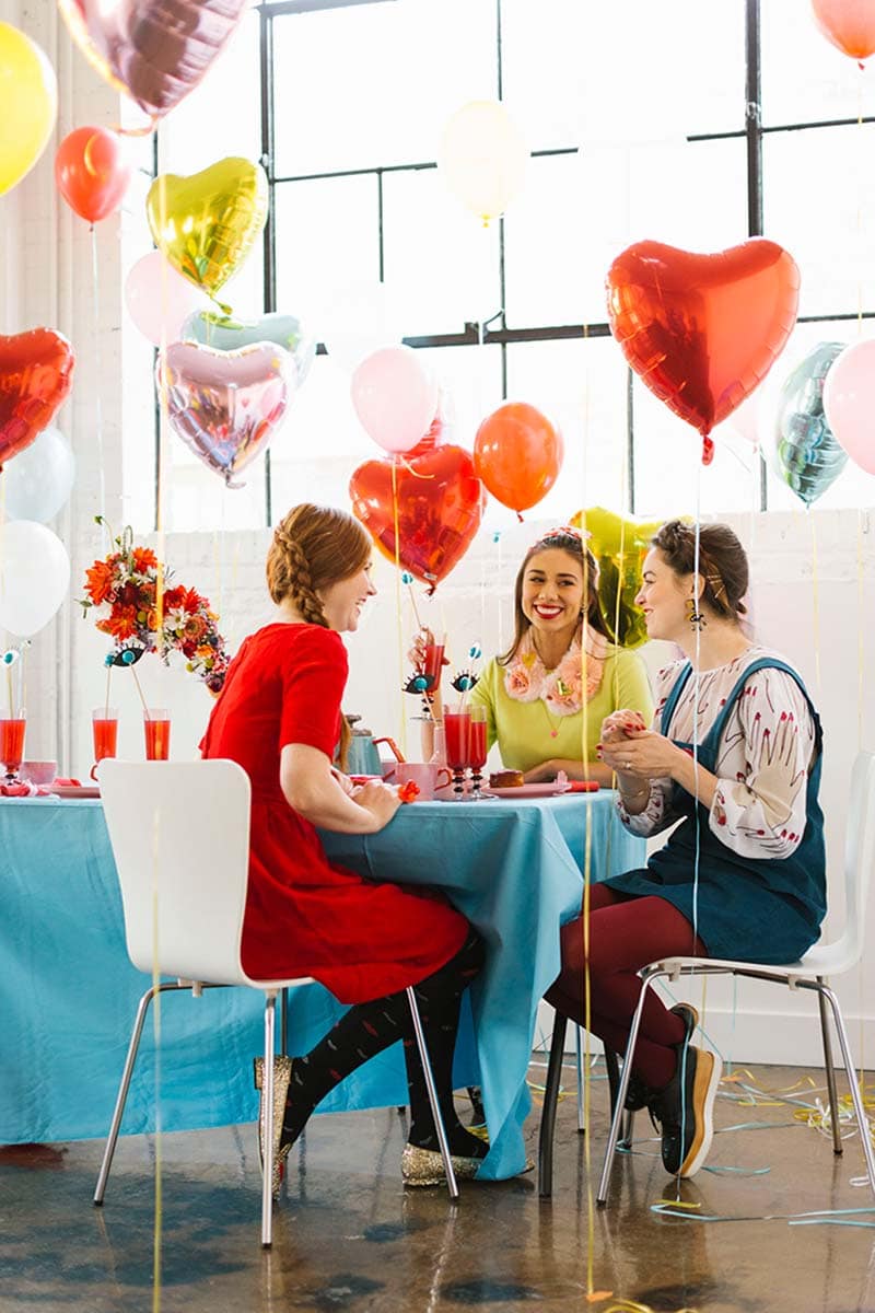 Do you know what it is time for? Fresh and Trendy DIY Crafts To Make This Weekend of course. Tons of inspirational Crafts are waiting for you to choose from. One is perfect to make this weekend!