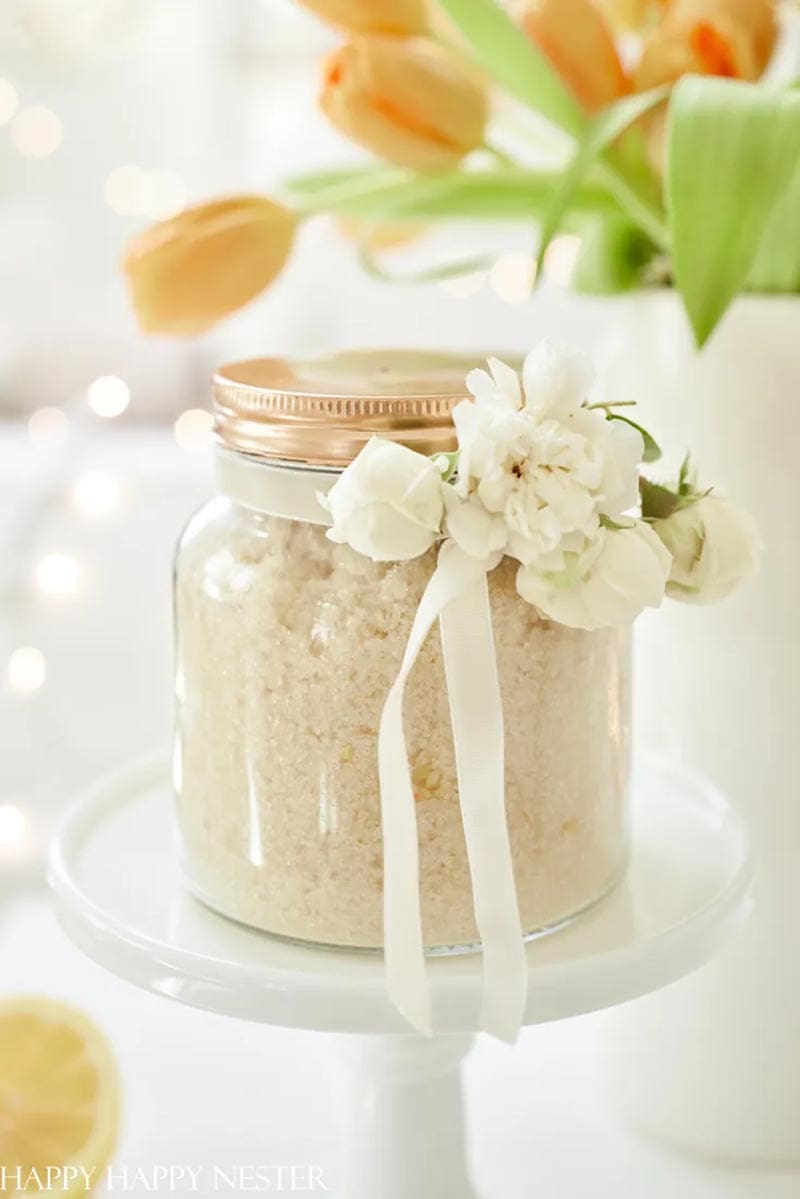 Do you know what it is time for? Fresh and Trendy DIY Crafts To Make This Weekend of course. Tons of inspirational Crafts are waiting for you to choose from. One is perfect to make this weekend!