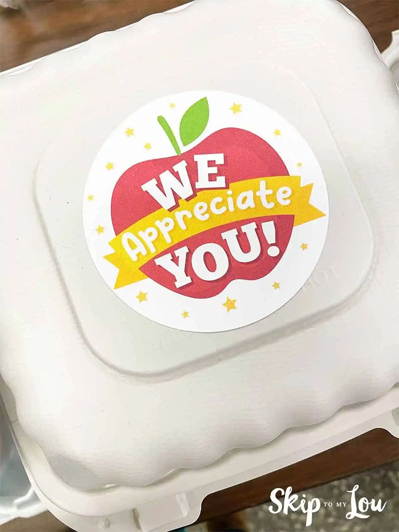 Do you know what it is time for? Fresh and Trendy DIY Crafts To Make This Weekend of course. Tons of inspirational Crafts are waiting for you to choose from. One is perfect to make this weekend!