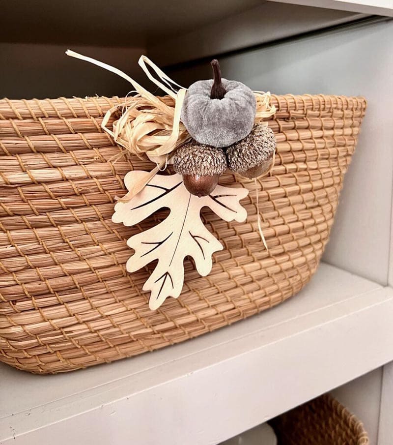 Fabulous and Fresh Farmhouse DIYS and Ideas are waiting to inspire you to create. All the newest projects in the Farmhouse World all in one place to enjoy!