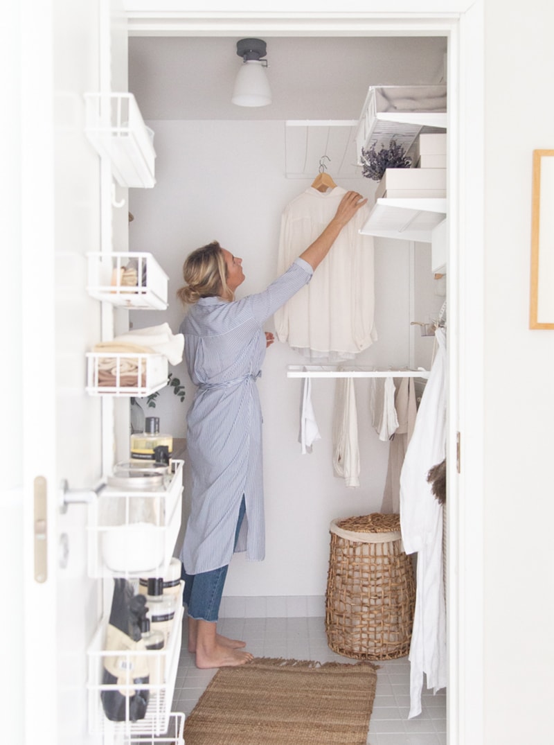 Fabulous and Fresh Farmhouse DIYS and Ideas are waiting to inspire you to create. All the newest projects in the Farmhouse World all in one place to enjoy!