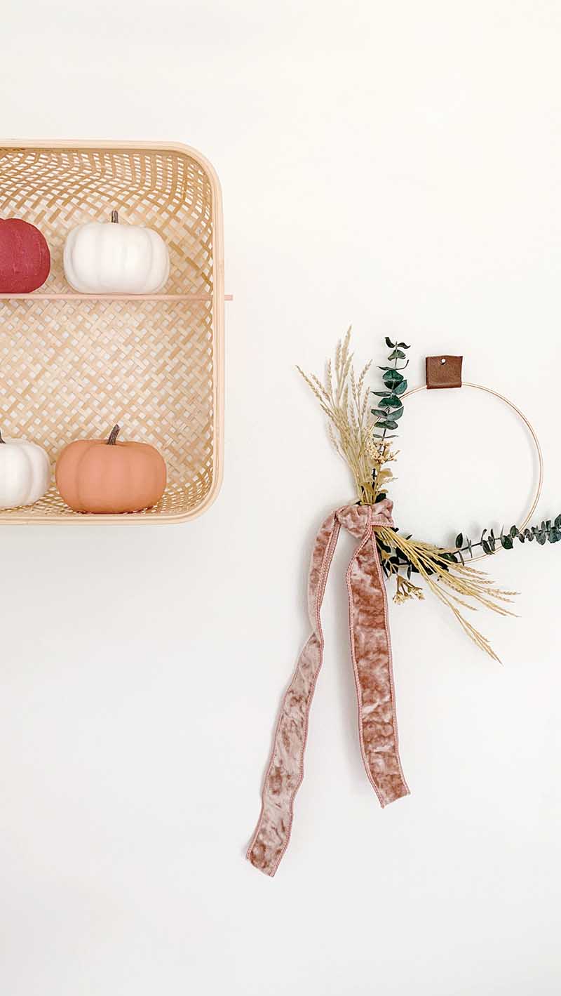 Do you know what it is time for? Fresh and Trendy DIY Crafts To Make This Weekend of course. Tons of inspirational Crafts are waiting for you to choose from. One is perfect to make this weekend!