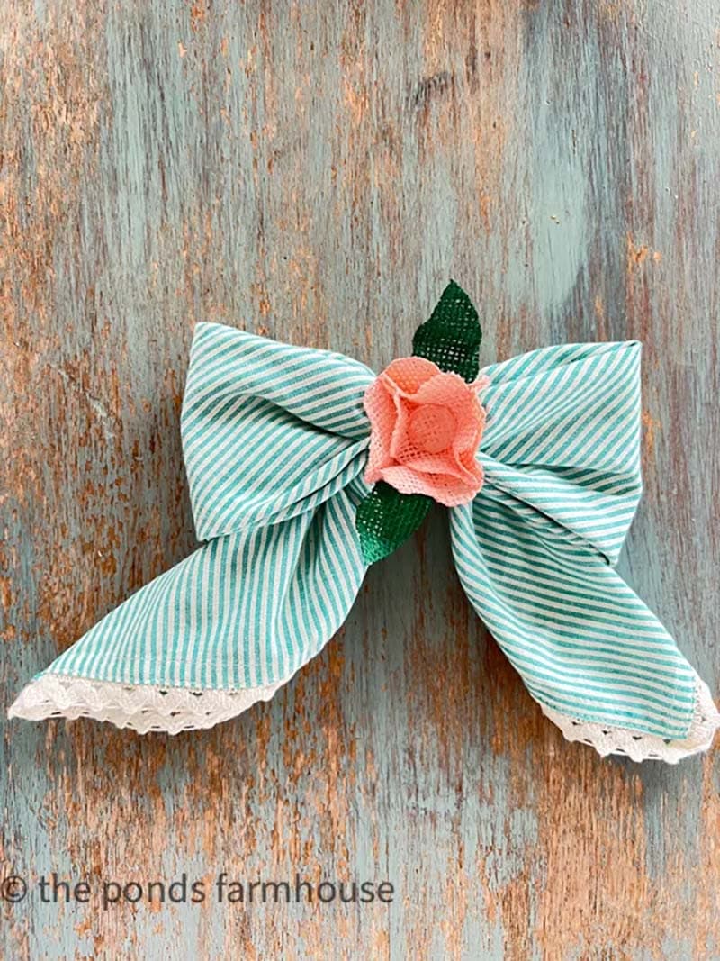 This collection of The Best Farmhouse Craft Projects of 2022 Part 1 are incredible! They are all waiting for you to check out and then take those tutorials and sore! So much creative goodness waiting to happen!