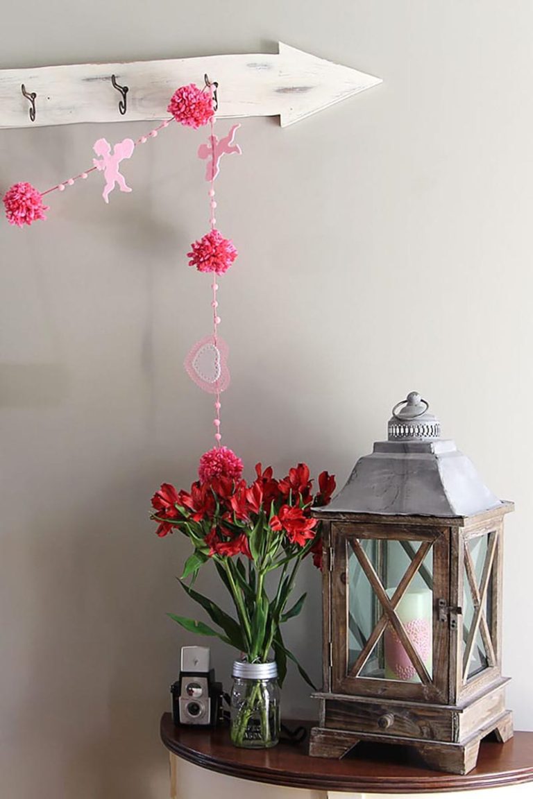 Quick and Easy Dollar Store Valentine’s Day Crafts That Look So ...