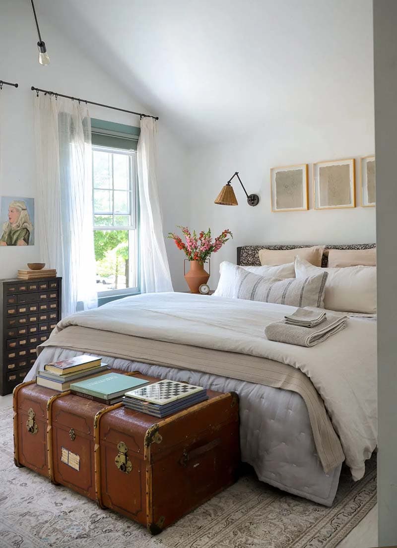 This collection of The Best Farmhouse Home Decor Ideas & DIYs of 2022 Part 3 is amazing and is waiting for you to create with all the spot on tutorials and decorating ideas from our favorite Farmtastic Farmhouse Blogs!
