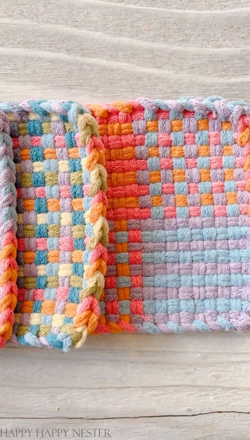Do you know what it is time for? Fresh and Trendy DIY Crafts To Make This Weekend of course. Tons of inspirational Crafts are waiting for you to choose from. One is perfect to make this weekend!