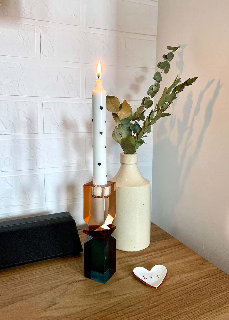 Do you know what it is time for? Fresh and Trendy DIY Crafts To Make This Weekend of course. Tons of inspirational Crafts are waiting for you to choose from. One is perfect to make this weekend!