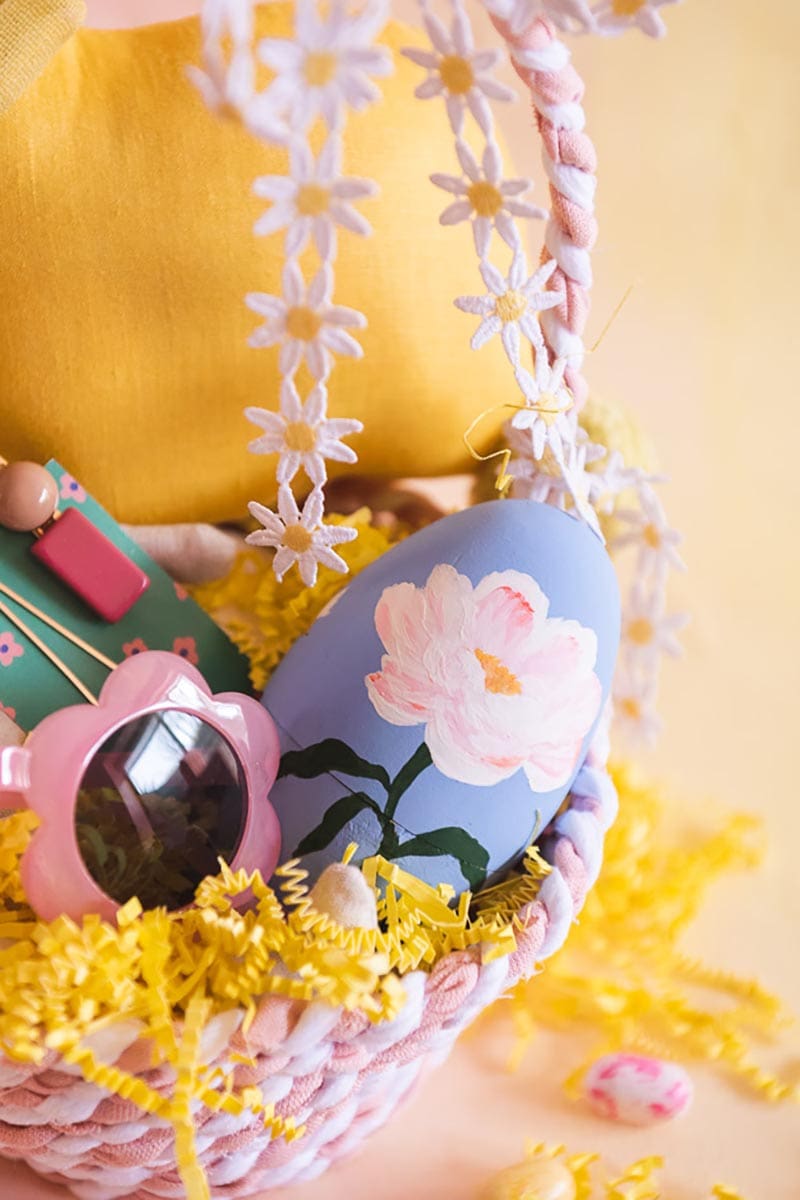 Do you know what it is time for? Fresh and Trendy DIY Crafts To Make This Weekend of course. Tons of inspirational Crafts are waiting for you to choose from. One is perfect to make this weekend!