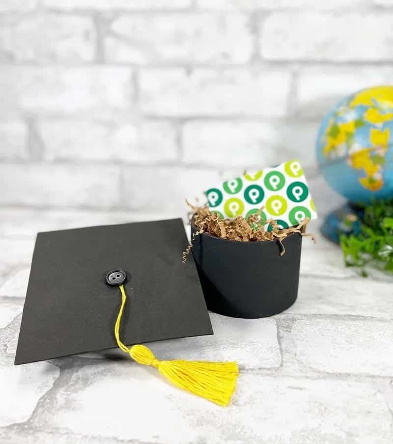 Do you know what it is time for? Fresh and Trendy DIY Crafts To Make This Weekend of course. Tons of inspirational Crafts are waiting for you to choose from. One is perfect to make this weekend!