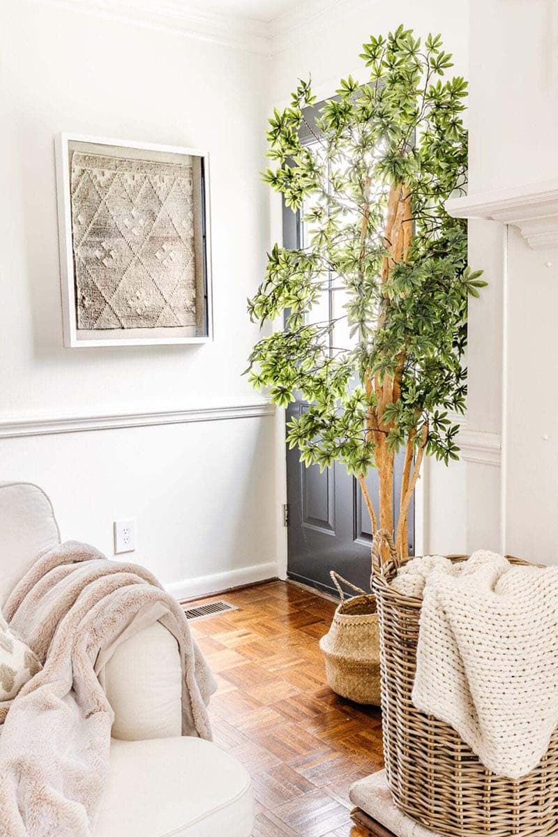 Barn and Fixer Upper Inspired Thrift Store Makeovers