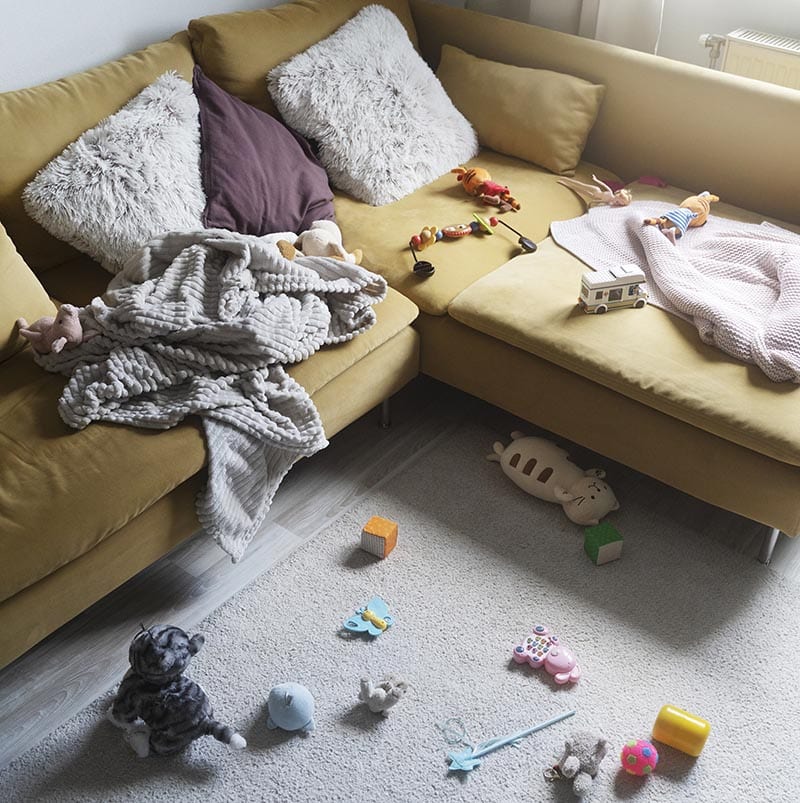 The Benefits of Decluttering Your Home and Where to Start! These helpful tips will get you started to a decluttered home!