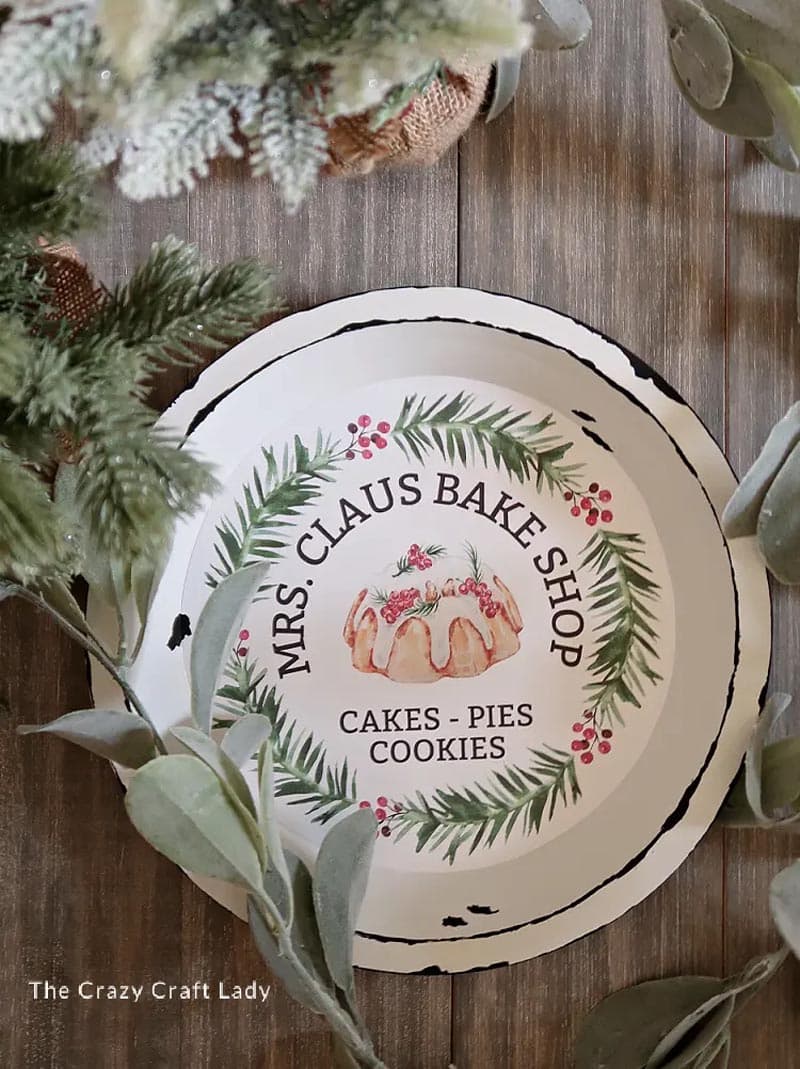 Craft your own Farmhouse magic with 36 Festive Farmhouse Christmas DIY Crafts! From wreaths to ornaments, each project adds warmth to your holiday decor.