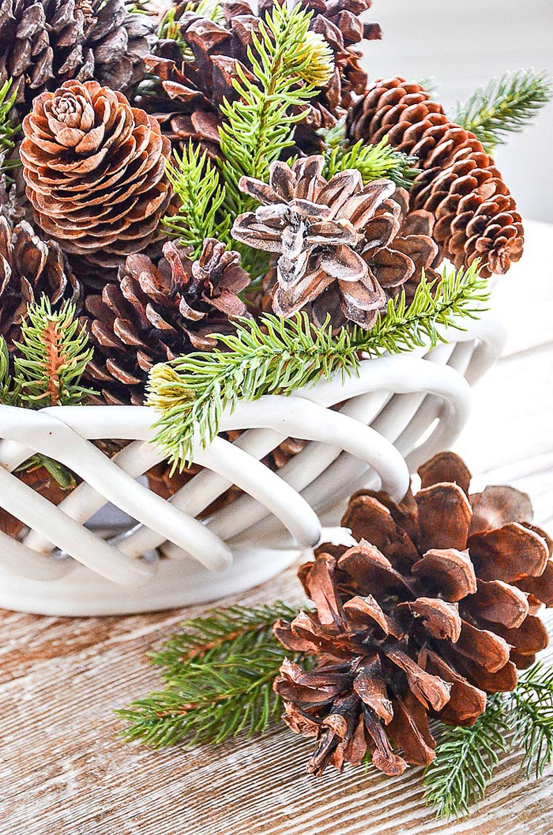 Craft your own Farmhouse magic with 36 Festive Farmhouse Christmas DIY Crafts! From wreaths to ornaments, each project adds warmth to your holiday decor.